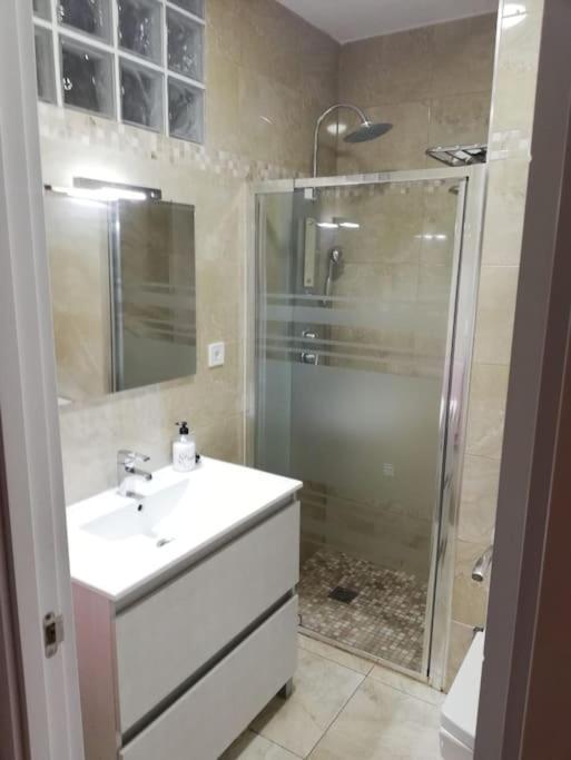 סביליה Piso Reformado 3 Habitaciones מראה חיצוני תמונה