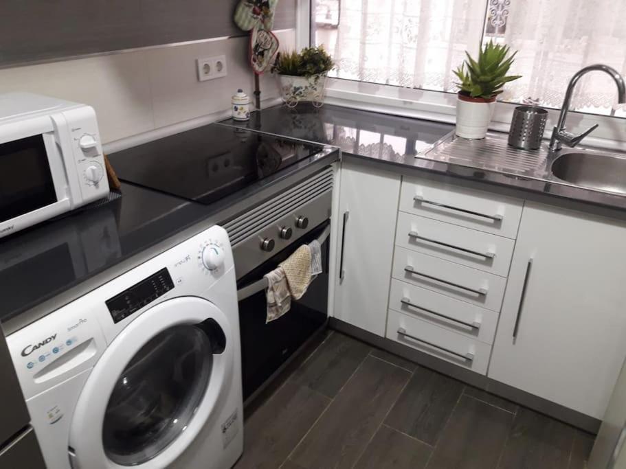 סביליה Piso Reformado 3 Habitaciones מראה חיצוני תמונה